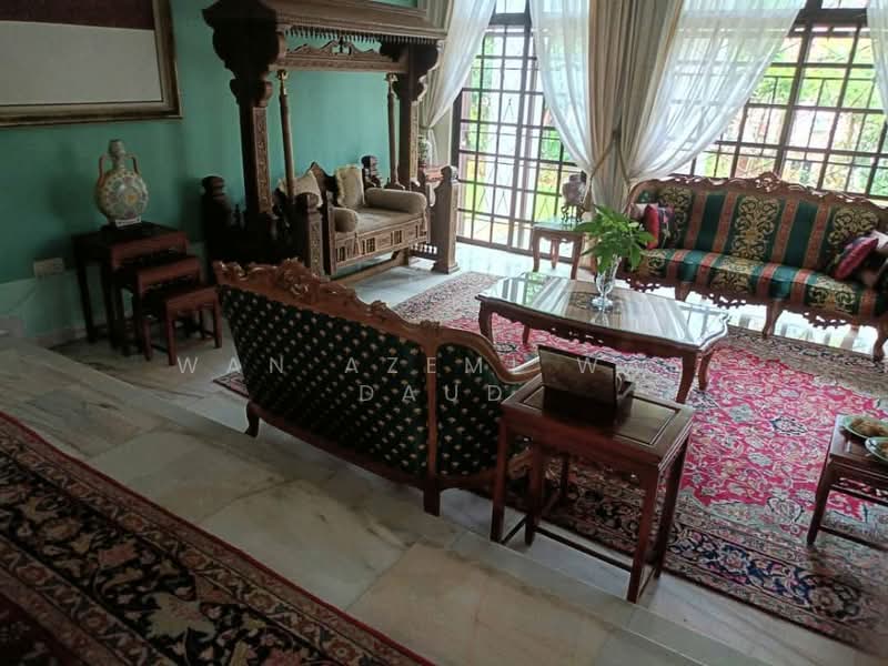 Rumah Banglo untuk Dijual di Bangi (Selangor) - Wan Azemi Wan Daud - Living Room - PropertyGuru.com.my