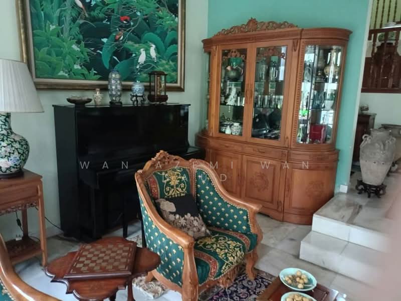 Rumah Banglo untuk Dijual di Bangi (Selangor) - Wan Azemi Wan Daud - Living Room - PropertyGuru.com.my