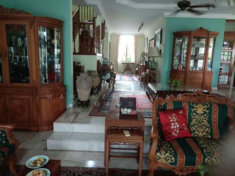 Rumah Banglo untuk Dijual di Bangi (Selangor) - Wan Azemi Wan Daud - Living Room - PropertyGuru.com.my