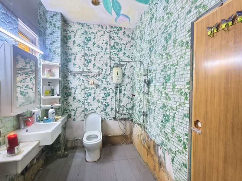 Rumah Teres 2 Tingkat untuk Dijual di Taman Melawati (Ulu Kelang) - Denver Sin - Bathroom - PropertyGuru.com.my
