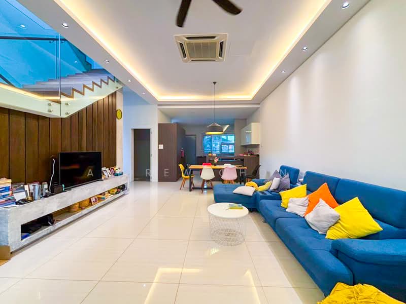 Rumah Teres untuk Disewa di Tanjung Bungah (Penang) - Andrew Chong - Living Room - PropertyGuru.com.my