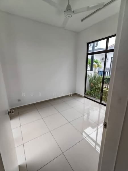 2-storey Terraced House for Sale in Eco Grandeur (Puncak Alam) - Nur Hanizah - Interior - PropertyGuru.com.my
