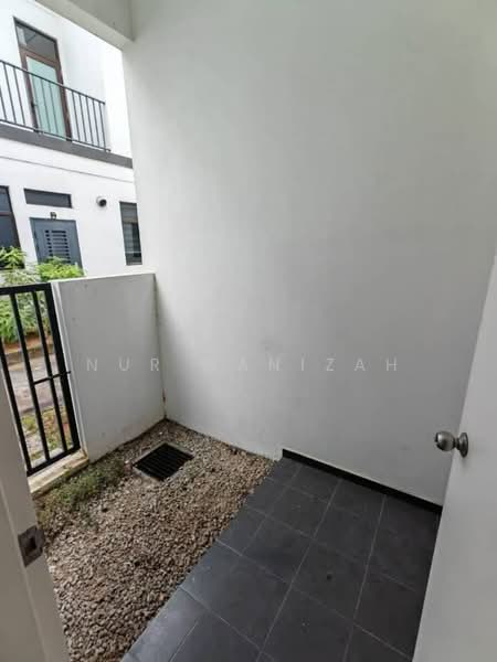 2-storey Terraced House for Sale in Eco Grandeur (Puncak Alam) - Nur Hanizah - Exterior - PropertyGuru.com.my