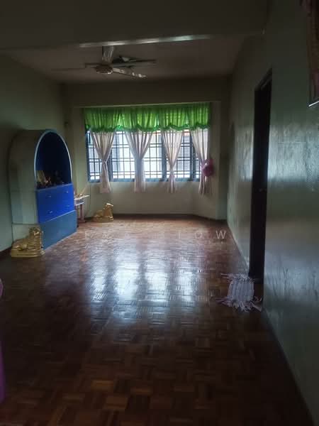 Rumah Banglo untuk Dijual di Taman Johor (Tampoi) - Eva Siow - Living Room - PropertyGuru.com.my