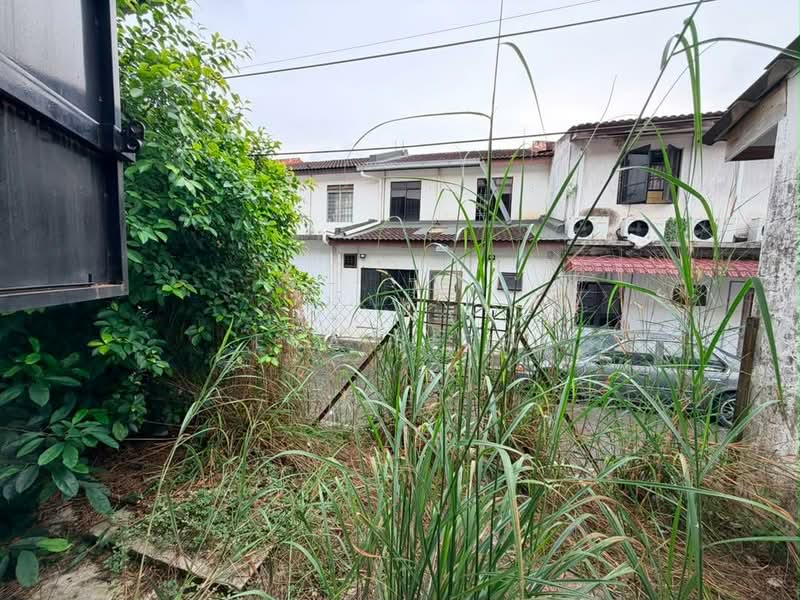 2-storey Terraced House for Sale in Taman Nusa Perintis (Iskandar Puteri (Nusajaya)) - Eva Siow - Exterior - PropertyGuru.com.my