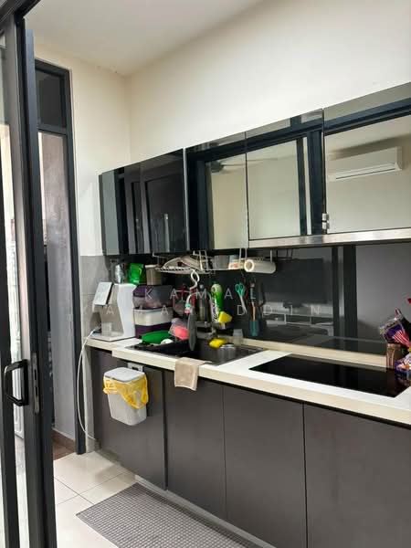 Kondominium untuk Disewa di Bennington Residences @ SkyArena - Kamal Kamaruddin - Kitchen - PropertyGuru.com.my