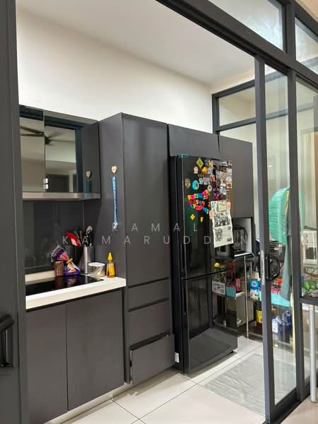 Kondominium untuk Disewa di Bennington Residences @ SkyArena - Kamal Kamaruddin - Kitchen - PropertyGuru.com.my