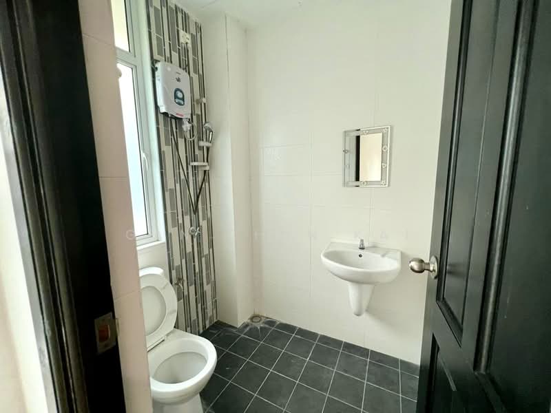 Link Bungalow for Rent in Jelutong (Penang) - Gan Chun Kai - PropertyGuru.com.my