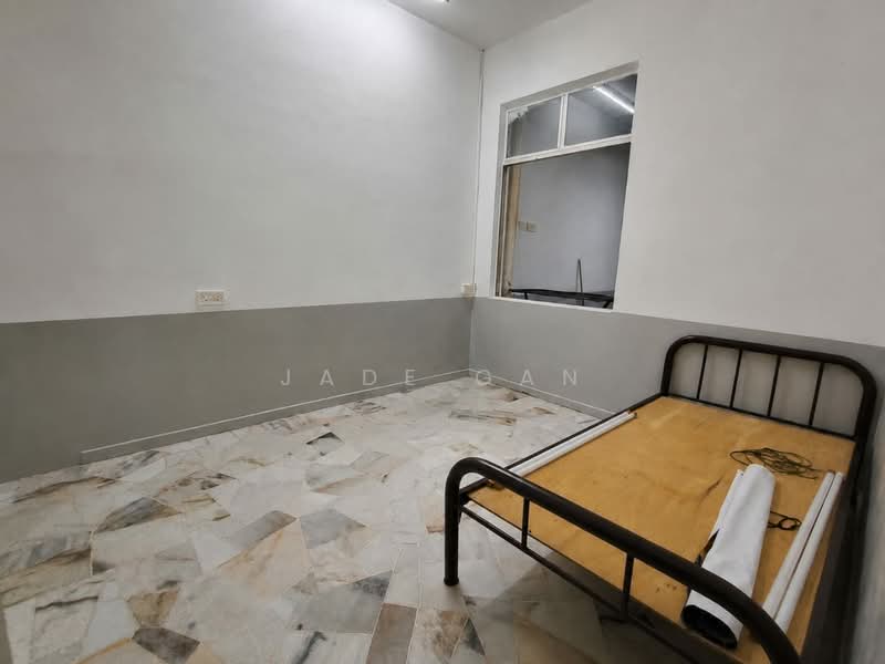 Rumah Teres 1 Tingkat untuk Dijual di Taman Universiti (Skudai) - Jade Gan - Bedroom - PropertyGuru.com.my