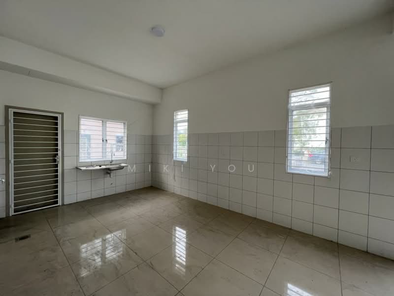 2-storey Terraced House for Rent in Bandar Rimbayu (Telok Panglima Garang) - Miki You - Kitchen - PropertyGuru.com.my