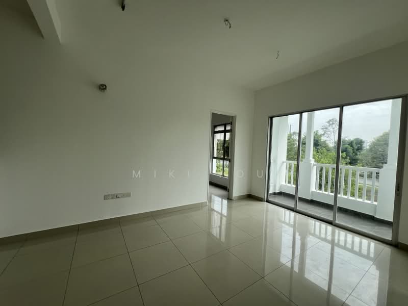 Rumah Teres 2 Tingkat untuk Dijual di Kota Kemuning (Shah Alam) - Miki You - Living Room - PropertyGuru.com.my