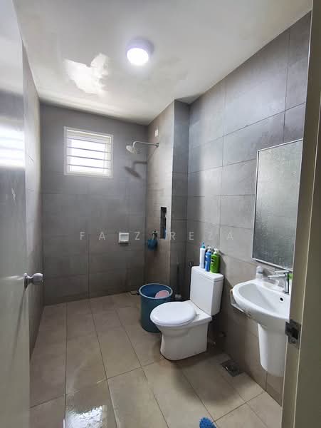 Rumah Teres 2 Tingkat untuk Dijual di Nilai Impian (Nilai) - FAIZ REZA - Bathroom - PropertyGuru.com.my