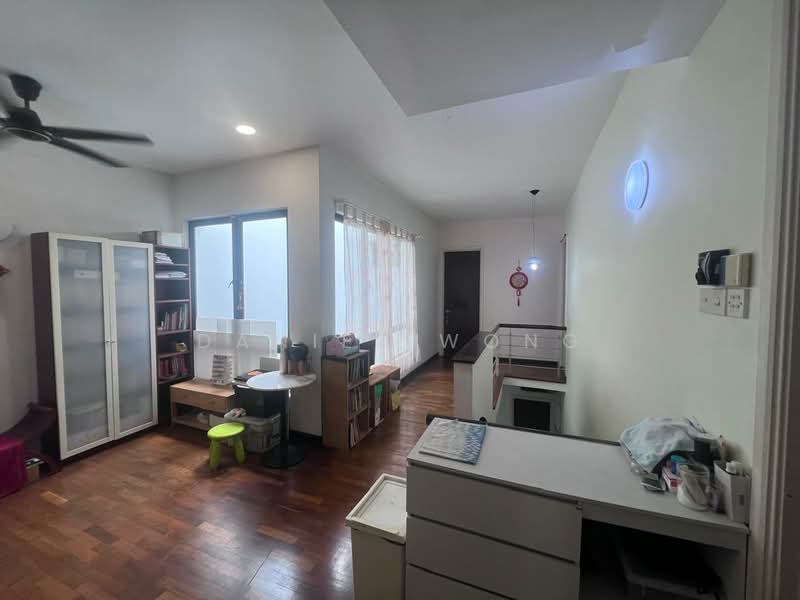 Rumah Teres 2 Tingkat untuk Dijual di Pusat Bandar Puchong (Puchong) - Daniel Wong - Living Room - PropertyGuru.com.my