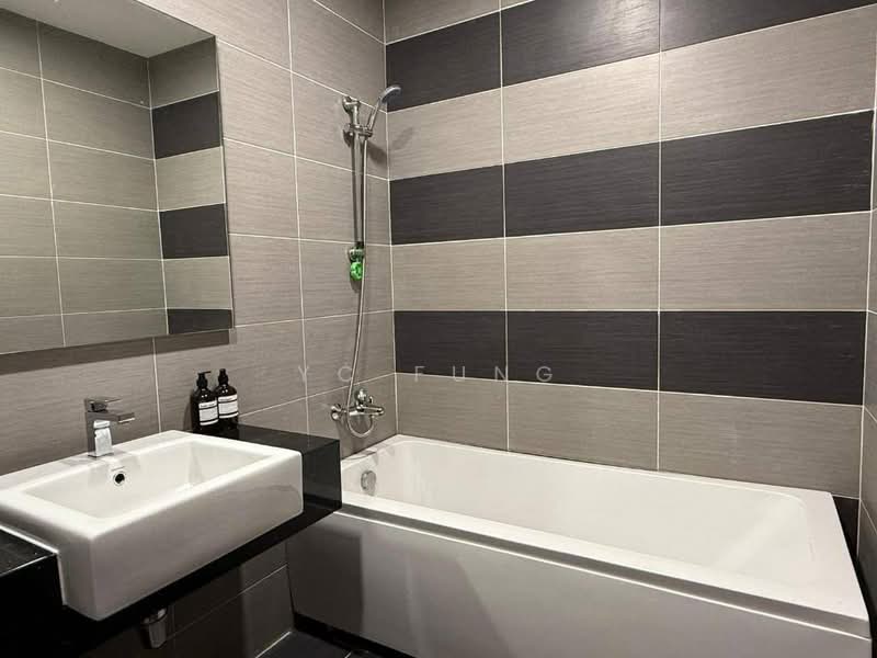Kondominium untuk Disewa di KSL D'Esplanade Residence - YC Fung - Bathroom - PropertyGuru.com.my