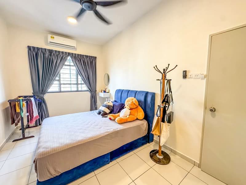 Condominium for Sale at Residensi Adelia - Izzah Alias - Bedroom - PropertyGuru.com.my