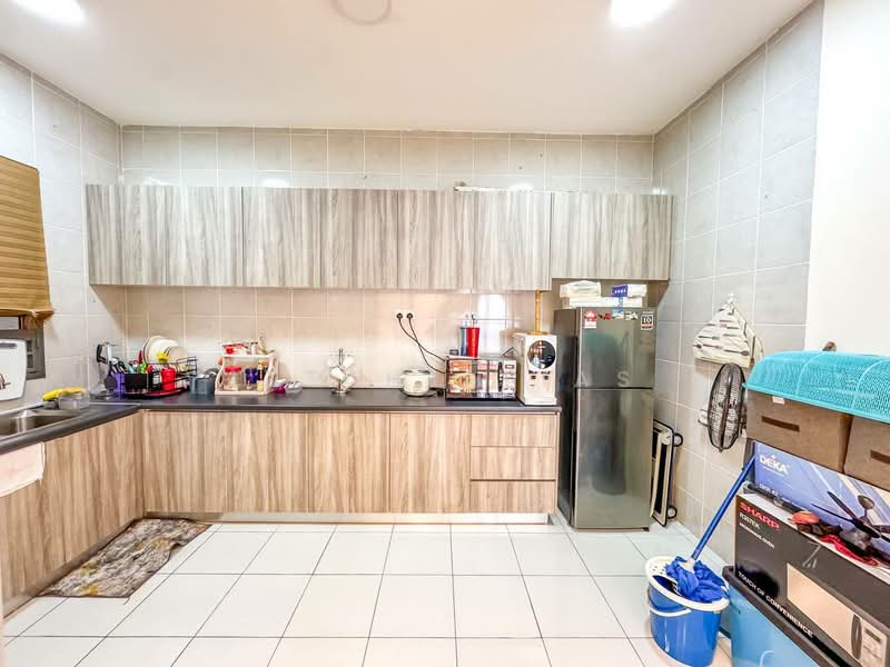 Condominium for Sale at Residensi Adelia - Izzah Alias - Kitchen - PropertyGuru.com.my