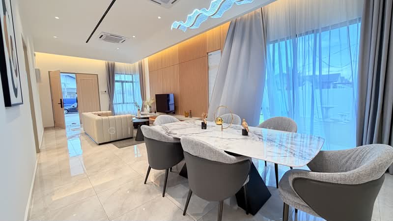 Rumah Berkembar untuk Dijual di Taman Kluang Perdana (Kluang) - Gipson Lay - PropertyGuru.com.my