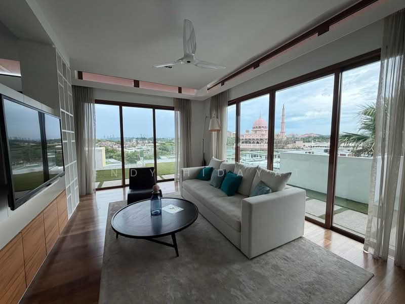 Rumah Berkembar untuk Dijual di Putrajaya (Putrajaya) - Endy Hidayat - Living Room - PropertyGuru.com.my