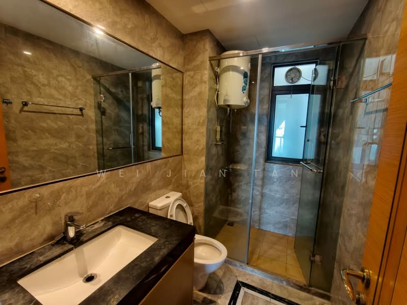 Service Residence for Rent at R&F Princess Cove Phase 1 - Wei Jian Tan - Bathroom - PropertyGuru.com.my