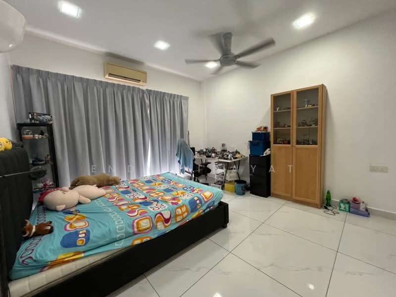 Bungalow for Sale in Bandar Kinrara Seksyen 9 (Bandar Kinrara) - Endy Hidayat - Bedroom - PropertyGuru.com.my