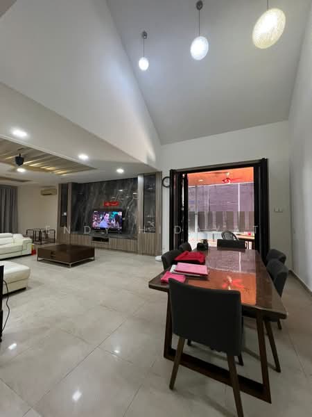 Bungalow for Sale in Bandar Kinrara Seksyen 9 (Bandar Kinrara) - Endy Hidayat - Living Room - PropertyGuru.com.my