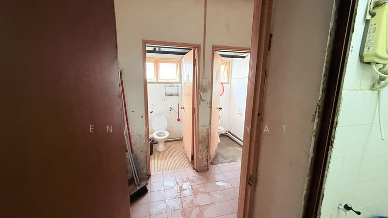 Kedai / Pejabat untuk Dijual di Bandar Baru Ampang (Ampang) - Endy Hidayat - Bathroom - PropertyGuru.com.my