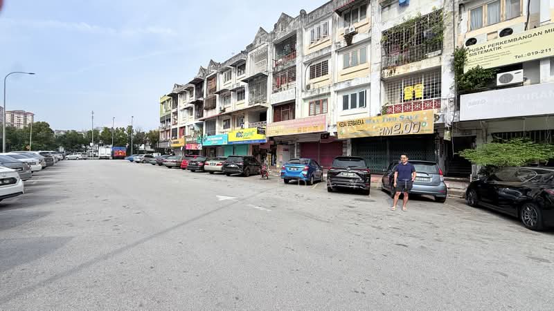 Kedai / Pejabat untuk Dijual di Bandar Baru Ampang (Ampang) - Endy Hidayat - Exterior - PropertyGuru.com.my