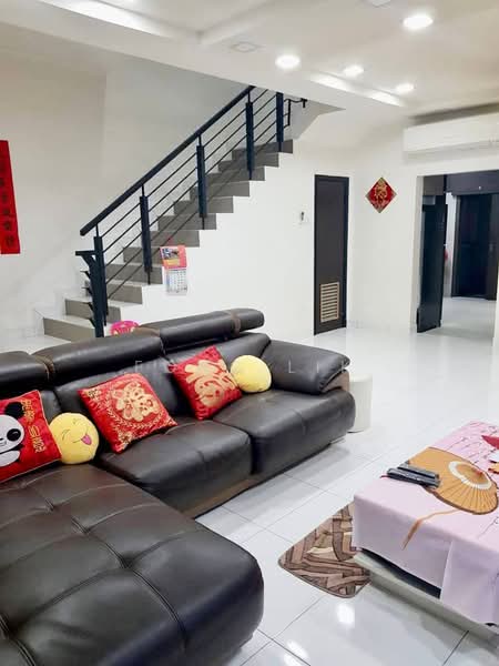 2-storey Terraced House for Sale in Bandar Dato Onn (Tebrau) - Fong Lik - Living Room - PropertyGuru.com.my