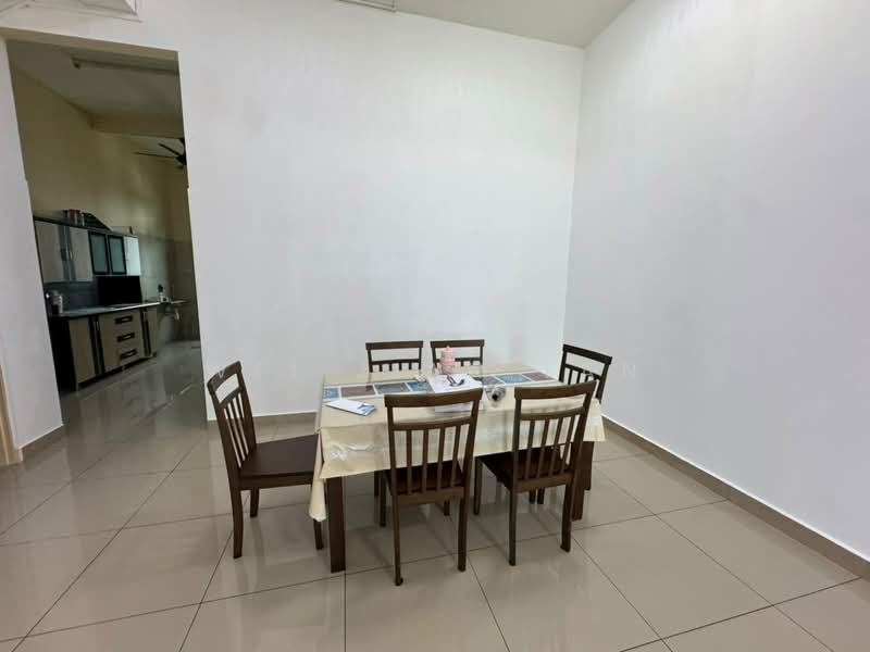 Servis Apartment untuk Disewa di Residensi Mutiara Austin - Wei Jian Tan - Dining Room - PropertyGuru.com.my