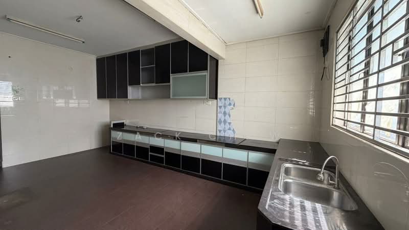 Rumah Teres 1 Tingkat untuk Dijual di Taman Puteri Wangsa (Ulu Tiram) - Zack Chow - Kitchen - PropertyGuru.com.my
