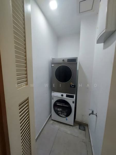 Kediaman Servis untuk Dijual di Petalz Residences - Low Wei Chao - PropertyGuru.com.my