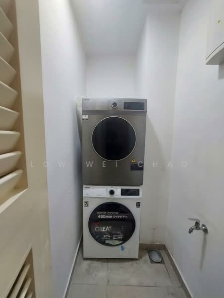 Kediaman Servis untuk Dijual di Petalz Residences - Low Wei Chao - PropertyGuru.com.my