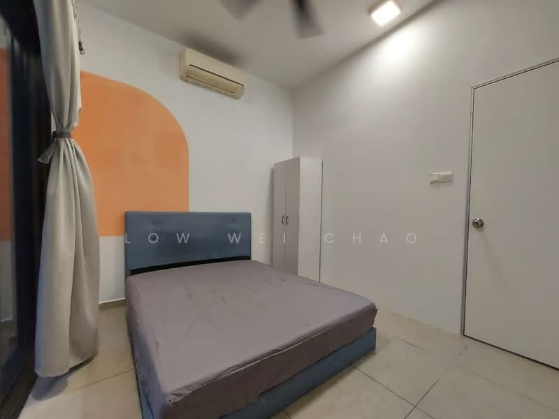 Kediaman Servis untuk Dijual di Petalz Residences - Low Wei Chao - PropertyGuru.com.my