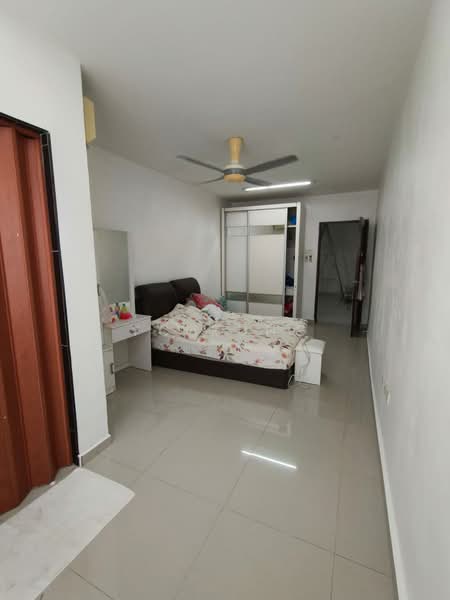 Rumah Teres 2 Tingkat untuk Disewa di Taman Ungku Tun Aminah (Skudai) - YC Fung - Bedroom - PropertyGuru.com.my