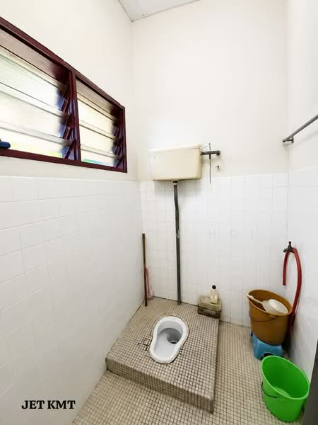 Rumah Teres 1 Tingkat untuk Dijual di Taman Orkid (Klang) - Zackinn Hoi - Bathroom - PropertyGuru.com.my