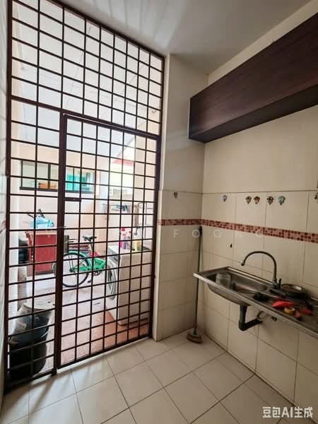 Semi-Detached House for Sale in Ulu Kinta (Perak) - Vivian Foong - Kitchen - PropertyGuru.com.my