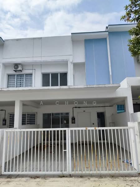 2-storey Terraced House for Sale in Bandar Seri Impian (Kluang) - A Chong - Exterior - PropertyGuru.com.my