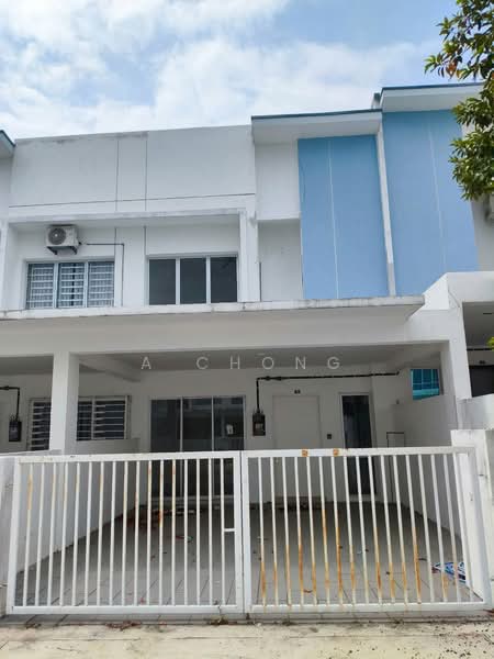 2-storey Terraced House for Sale in Bandar Seri Impian (Kluang) - A Chong - Exterior - PropertyGuru.com.my