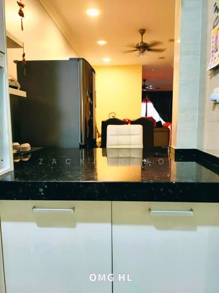 Rumah Teres 3 Tingkat untuk Dijual di Setia Alam ( Anjung Sari) (Setia Alam) - Zackinn Hoi - Kitchen - PropertyGuru.com.my