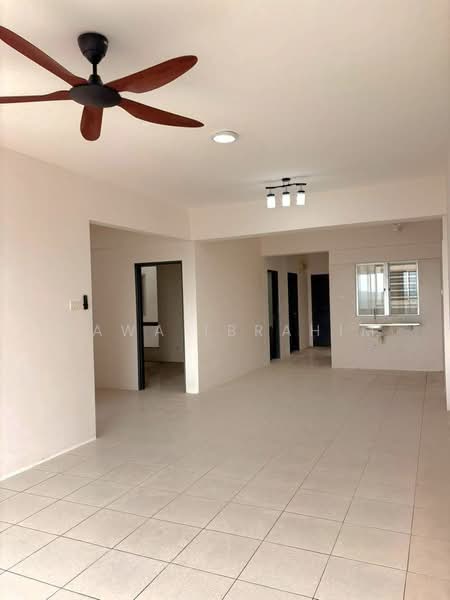 Condominium for Sale at Hijauan Heights - Hawa Ibrahim - Living Room - PropertyGuru.com.my