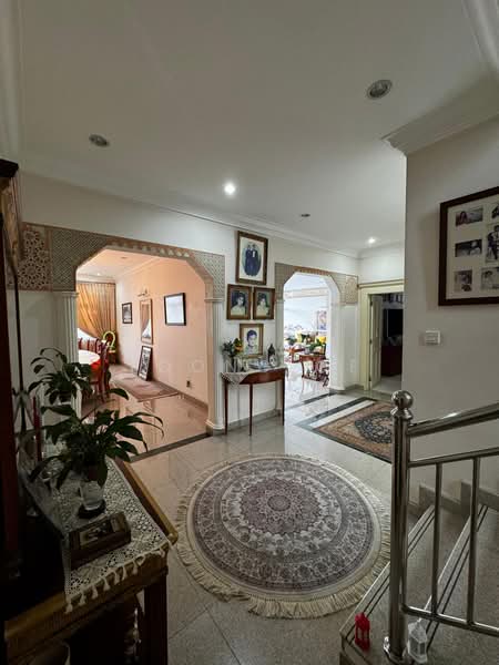 Rumah Banglo untuk Dijual di Bukit Damansara (Damansara Heights) - Yoong CF - Entrance - PropertyGuru.com.my