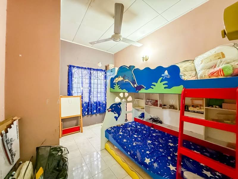 Rumah Teres 2 Tingkat untuk Dijual di Taman Bukit Subang (Shah Alam) - Fauran Nawawi - PropertyGuru.com.my