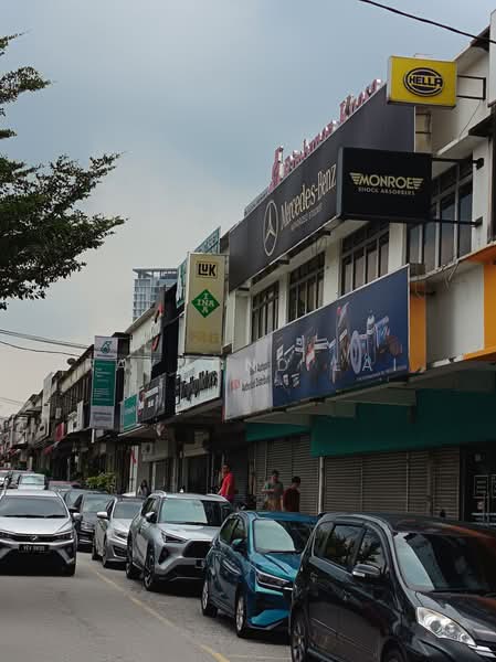 Shop for Rent in Taman Paramount (Petaling Jaya) - Raymond Lai - Exterior - PropertyGuru.com.my