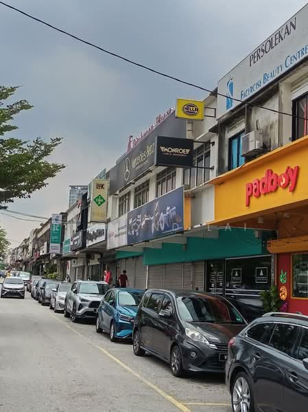 Shop for Rent in Taman Paramount (Petaling Jaya) - Raymond Lai - Exterior - PropertyGuru.com.my