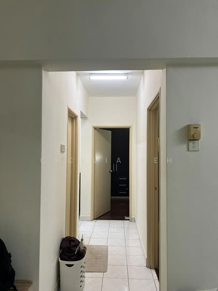 Apartment for Sale at Arena Green - Cecilia Beh - Corridor - PropertyGuru.com.my