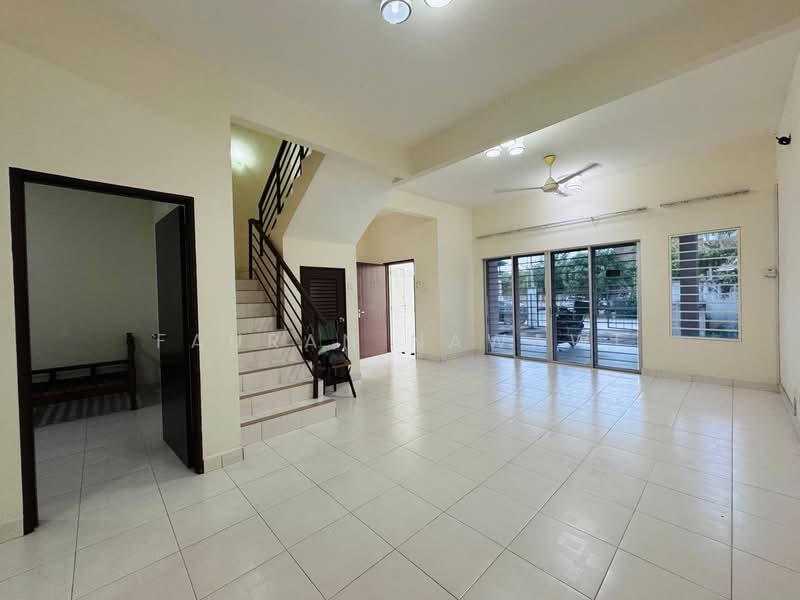 2-storey Terraced House for Sale in Alam Suria (Puncak Alam) - Fauran Nawawi - PropertyGuru.com.my
