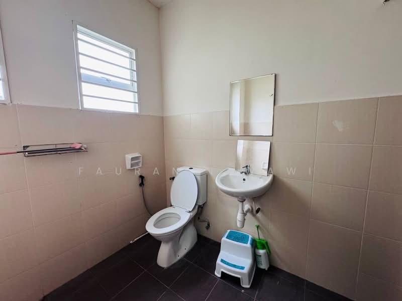 2-storey Terraced House for Sale in Alam Suria (Puncak Alam) - Fauran Nawawi - PropertyGuru.com.my