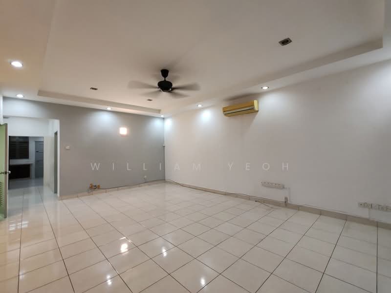 Rumah Teres 2 Tingkat untuk Disewa di Kemuning Utama (Shah Alam) - William Yeoh - Living Room - PropertyGuru.com.my