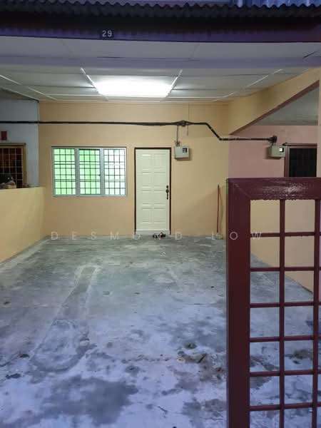 Rumah Teres 2 Tingkat untuk Disewa di Pandan Indah (Ampang) - Desmond Low - Entrance - PropertyGuru.com.my