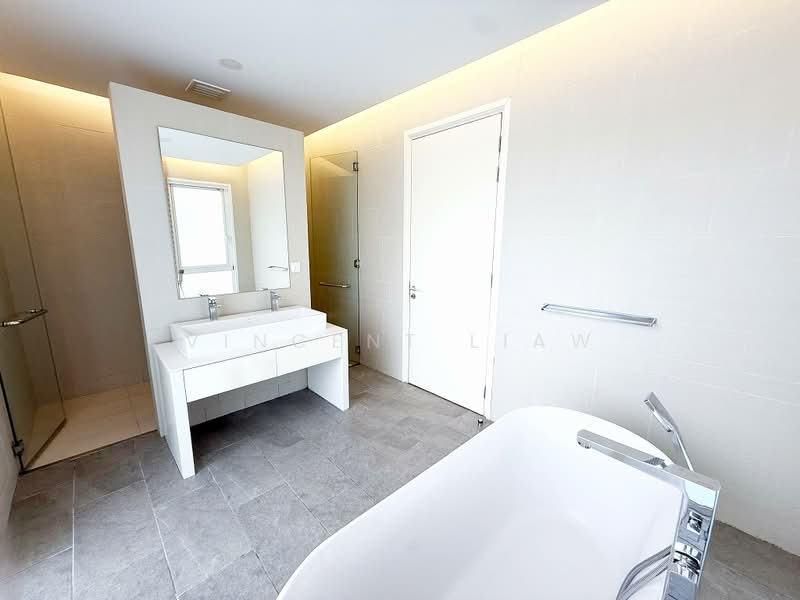Rumah Berkembar untuk Dijual di Ara Damansara (Selangor) - Vincent Liaw - Bathroom - PropertyGuru.com.my